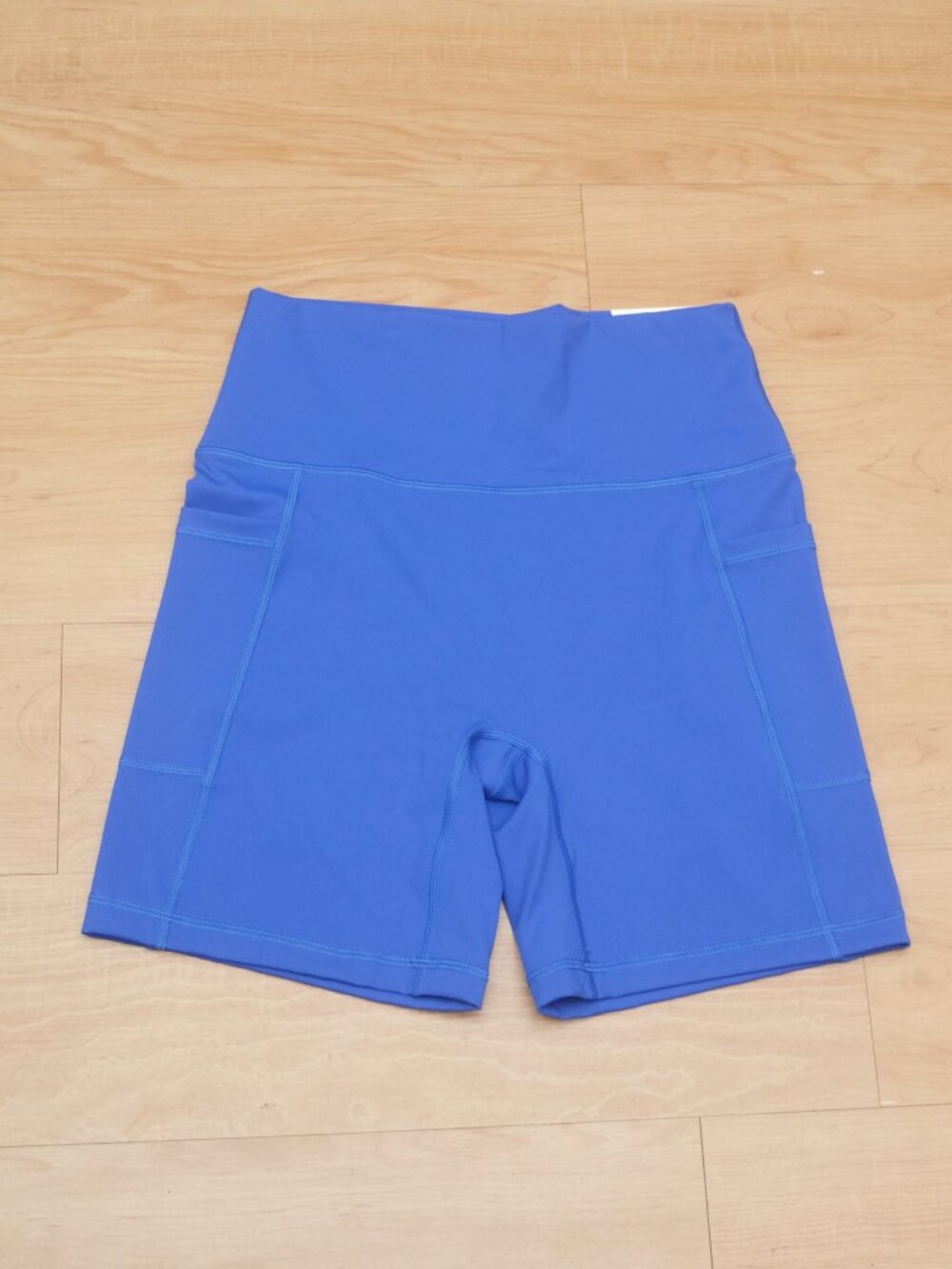 OFFLINE By Aerie Goals Pocket High Waisted 7" Bike Short BNWT